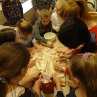 Hands-on Dumpling Making, Get-together Family Feeling –LUCI Hosted Dumpling Culture Experience Activity