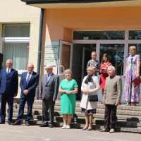 A delegation from the Confucius Institute at the University of Latvia attended the 100th anniversary celebration of Kraslava Secondary School