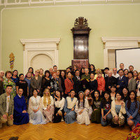 Ten Years of Hard Work and Fruitful Achievements：Farewell Party for Prof. Shang Quanyu, Chinese Director of Confucius Institute at University of Latvia Held Grandly 十载耕耘，乐事劝功 ——拉脱维亚大学孔子学院中方院长尚劝余教授欢送会盛大举行