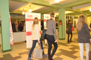 拉脱维亚大学孔子学院日活动宣传6_副本