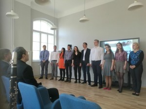 RTU学生献唱茉莉花歌曲