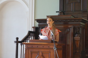 拉脱维亚留华同学会会长卡琳娜发言