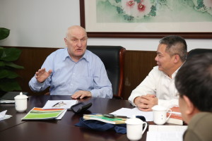 贝德高教授提出工作计划