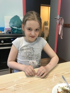 我是包饺子的小能手